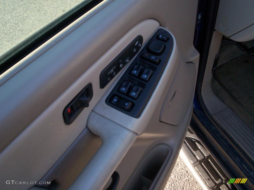 2003 Suburban 1500 LT 4x4 - Indigo Blue Metallic / Tan/Neutral photo #11