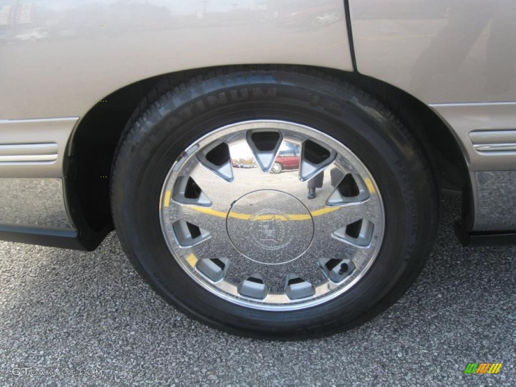 1999 Cadillac DeVille Sedan Wheel Photo #39156657