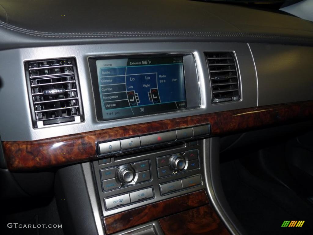 2009 Jaguar XF Premium Luxury Navigation Photo #39158669