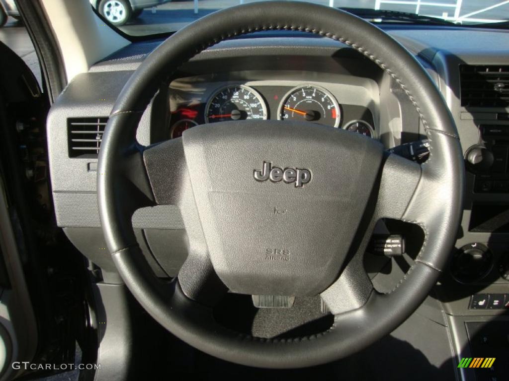 2007 Jeep Patriot Limited Pastel Slate Gray Steering Wheel Photo #39160442