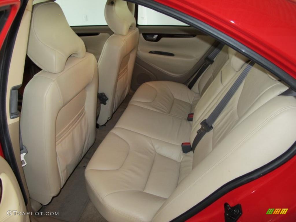 Taupe/Light Taupe Interior 2001 Volvo S60 2.4T Photo #39161950