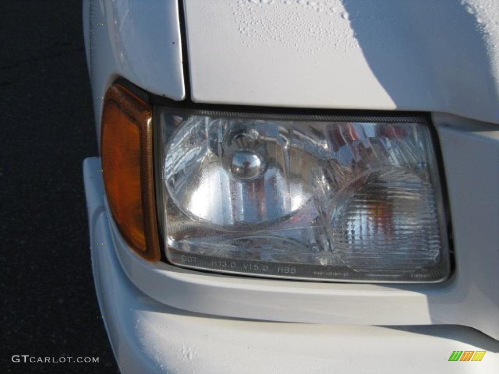 2003 Ranger Edge SuperCab 4x4 - Oxford White / Dark Graphite photo #14