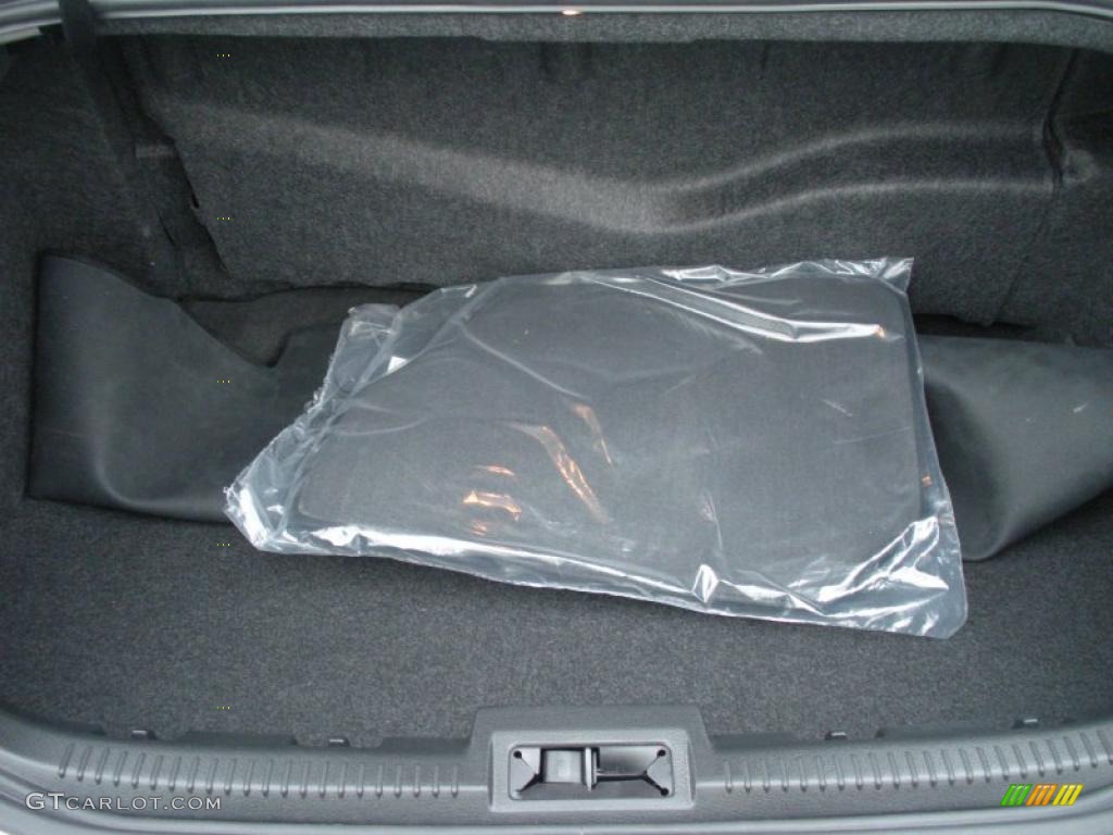 2011 Lincoln MKZ Hybrid Trunk Photo #39164938