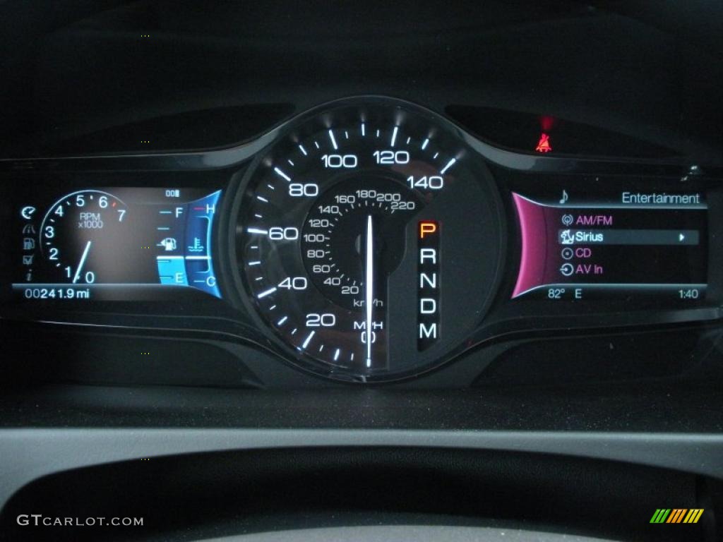 2011 Lincoln MKX FWD Gauges Photo #39165094
