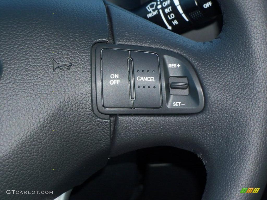 2011 Kia Sportage EX Controls Photo #39166530