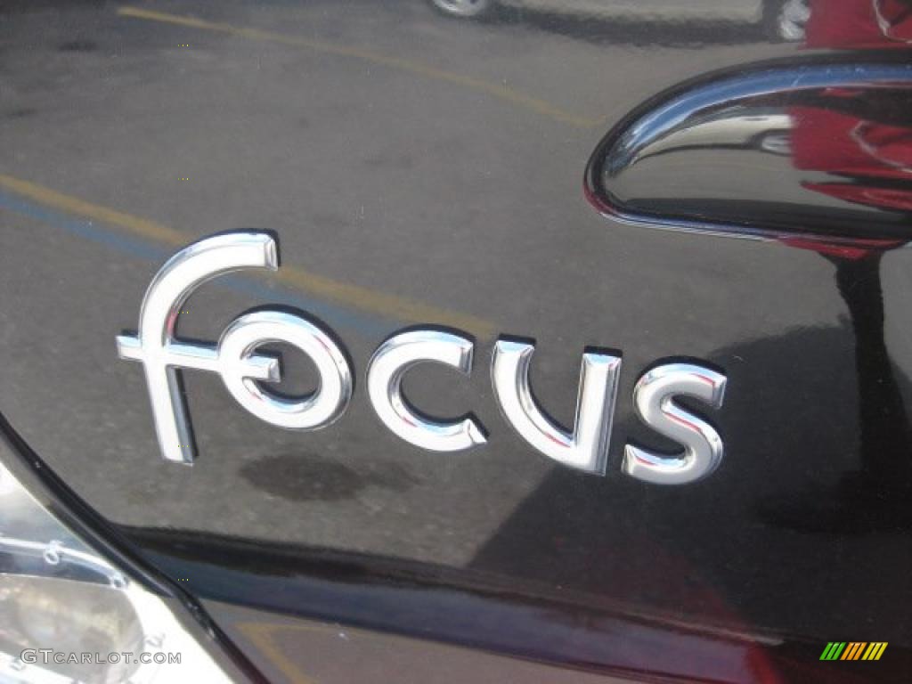 2004 Ford Focus ZTS Sedan Marks and Logos Photo #39166662