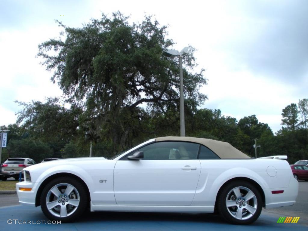 2007 Mustang GT Premium Convertible - Performance White / Medium Parchment photo #2