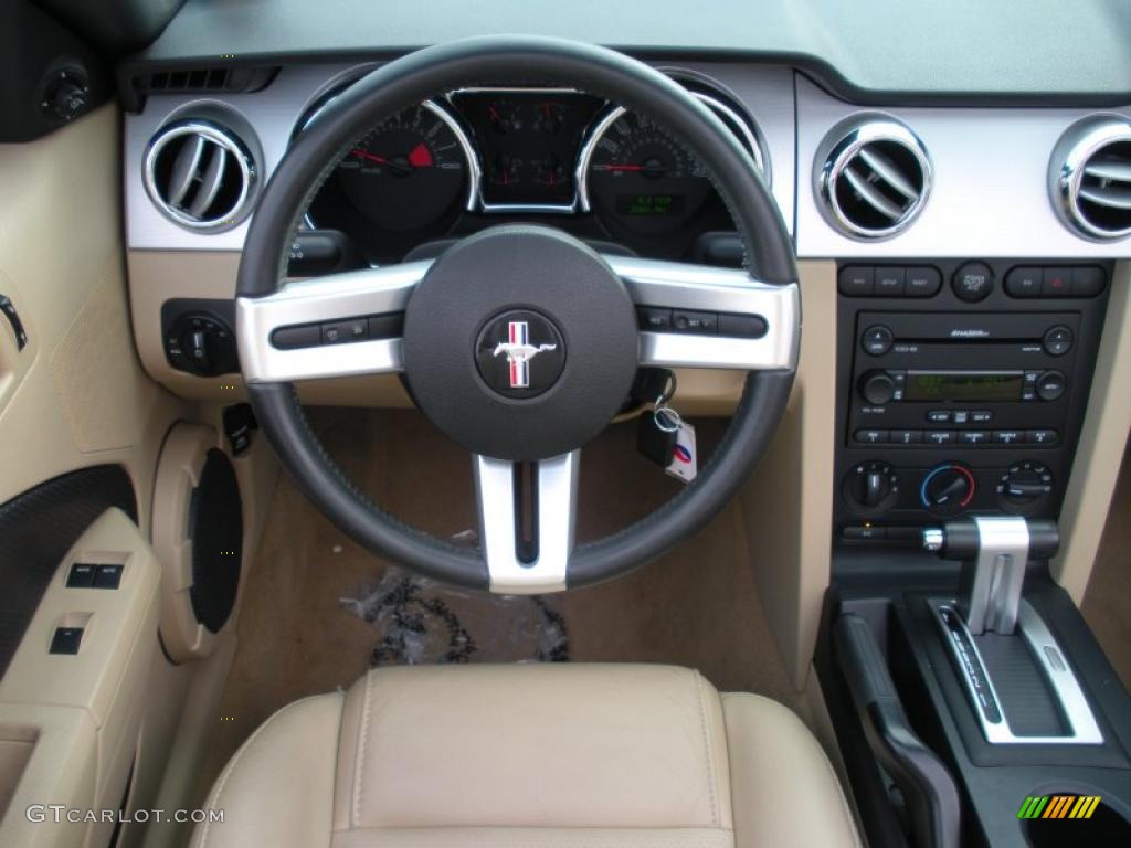 2007 Mustang GT Premium Convertible - Performance White / Medium Parchment photo #23