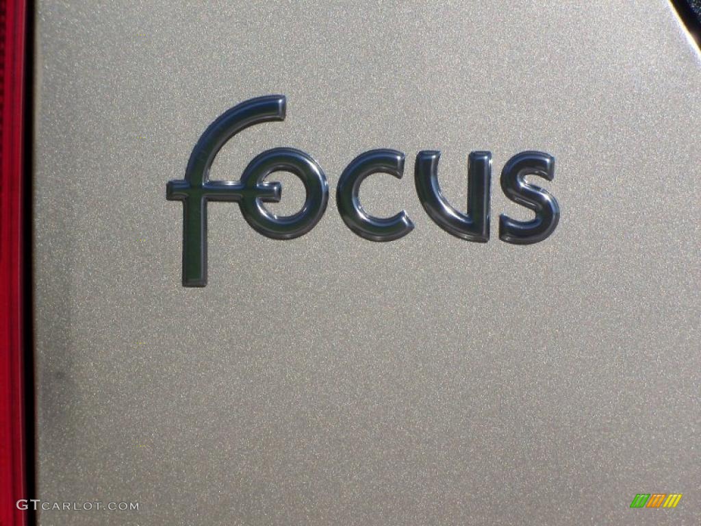 2001 Ford Focus SE Wagon Marks and Logos Photo #39169067