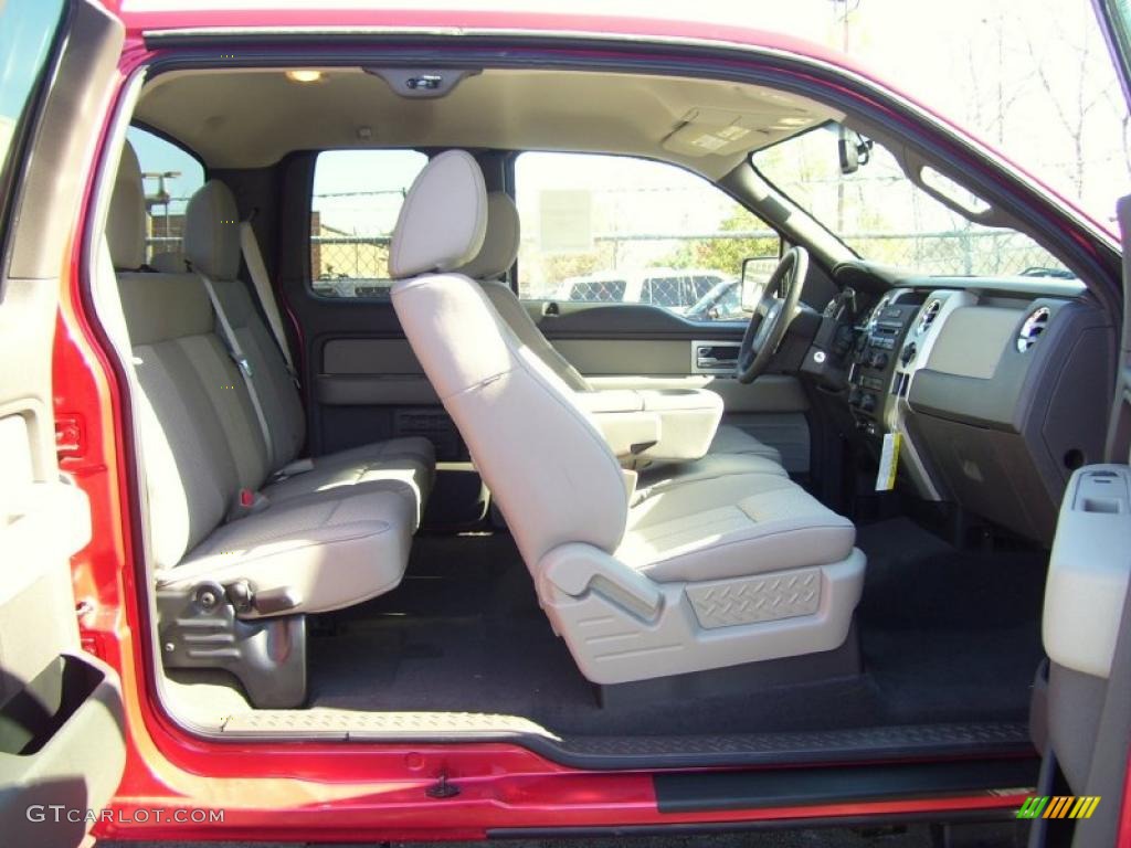 2010 F150 XLT SuperCab 4x4 - Red Candy Metallic / Medium Stone photo #14