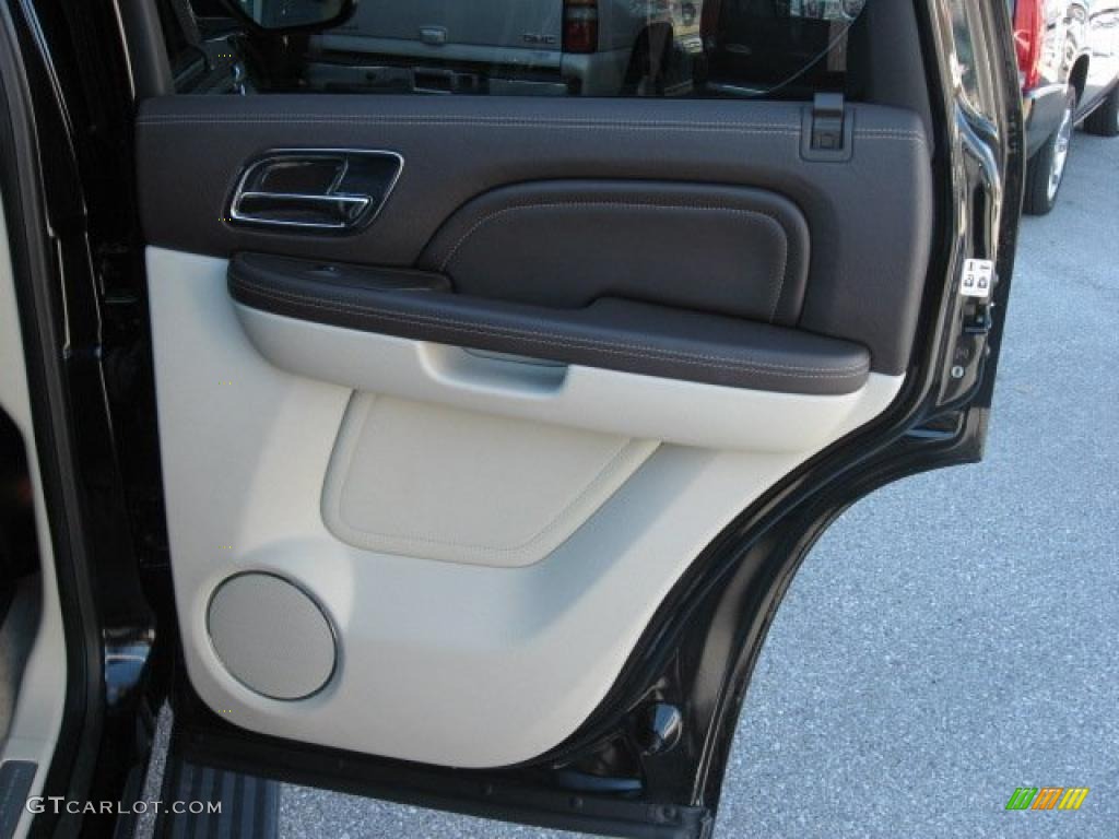 2008 Cadillac Escalade Platinum AWD Cocoa/Very Light Linen Door Panel Photo #39171774