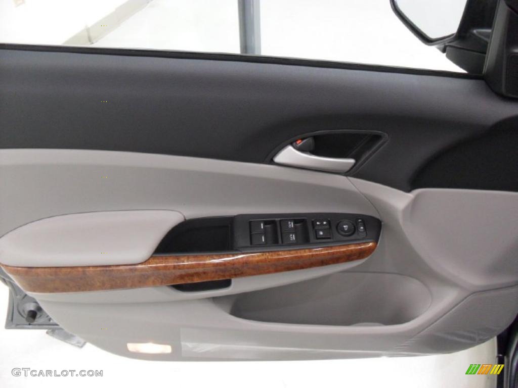 2011 Honda Accord EX Sedan Gray Door Panel Photo #39171846