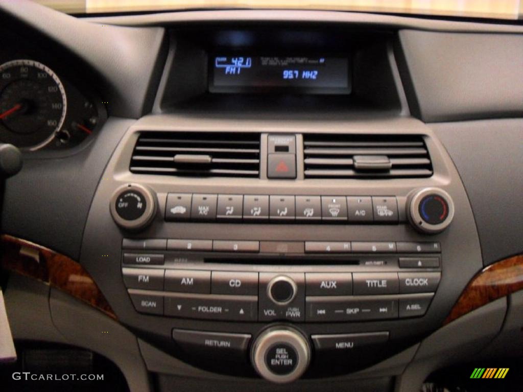 2011 Honda Accord EX Sedan Controls Photo #39171890