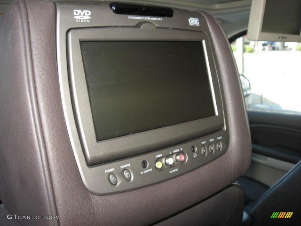 2008 Cadillac Escalade Platinum AWD Controls Photo #39172014