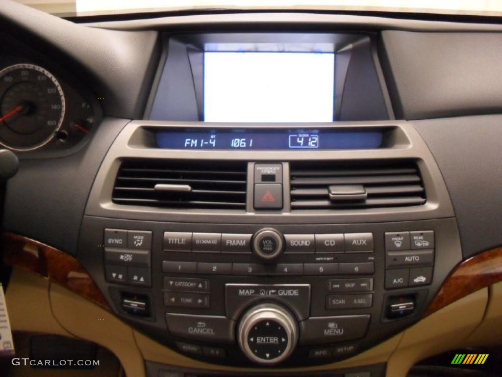 2011 Honda Accord EX-L V6 Sedan Controls Photo #39172978