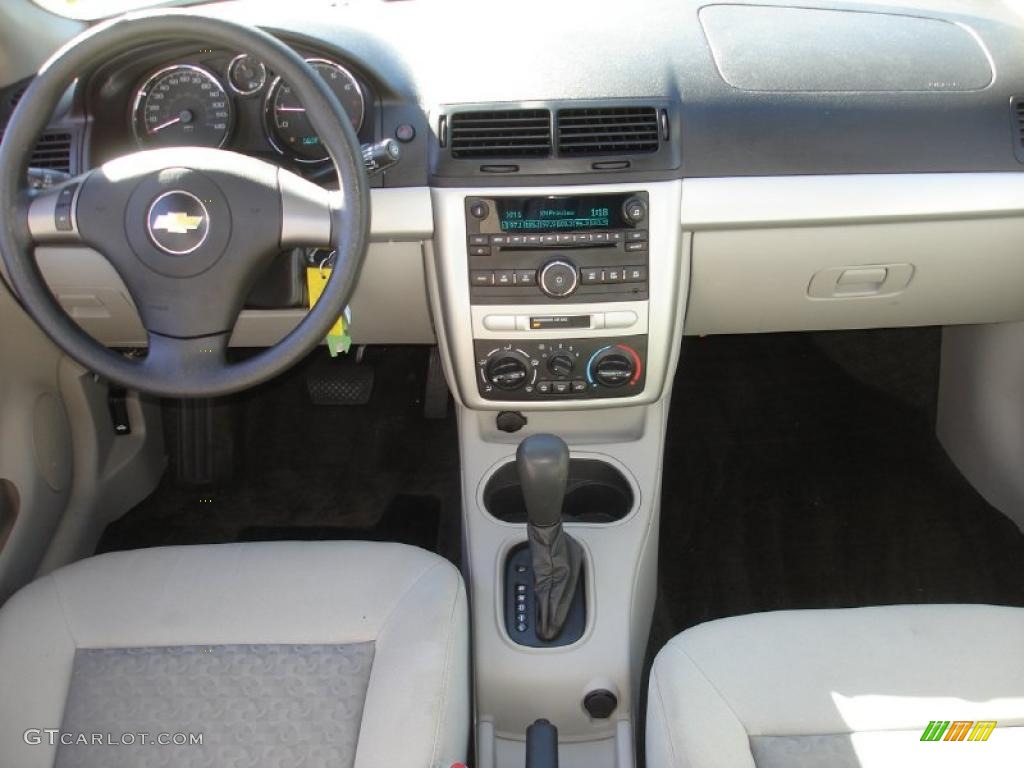 2010 Cobalt LS Sedan - Summit White / Gray photo #12