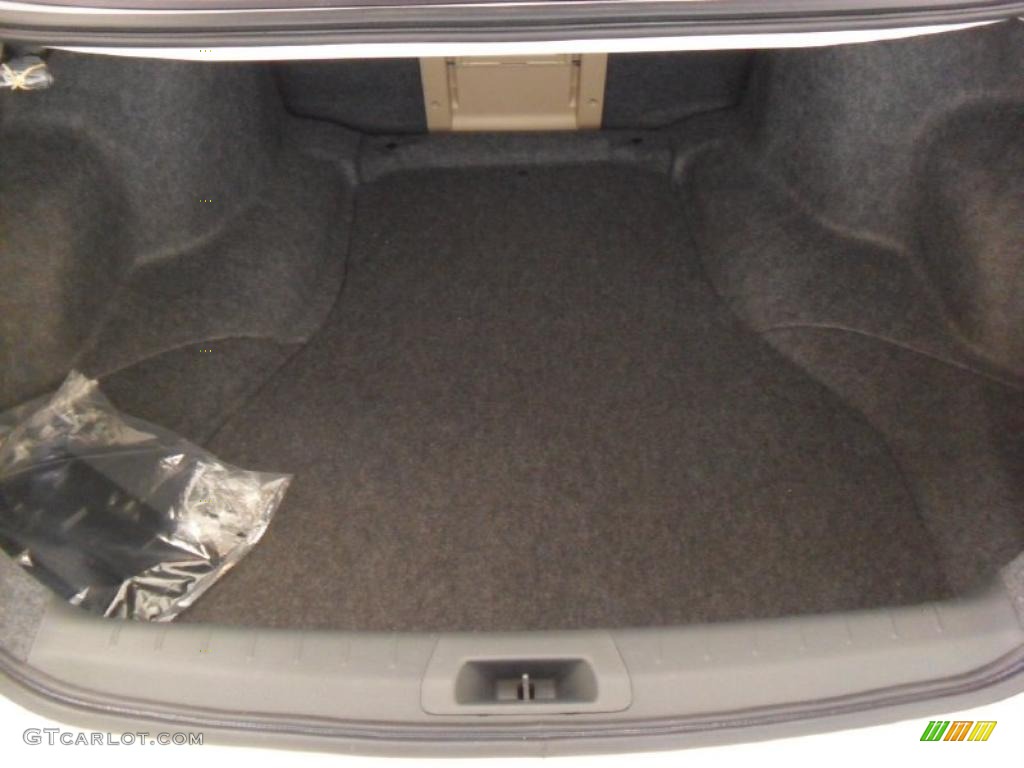 2011 Honda Accord SE Sedan Trunk Photo #39174478