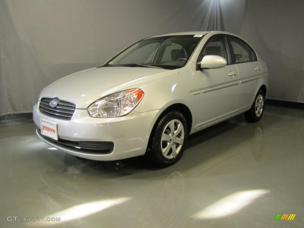 2009 Platinum Silver Hyundai Accent GLS 4 Door 39148945