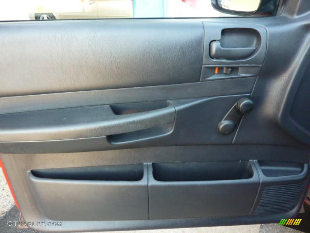 2004 Dodge Dakota SXT Club Cab 4x4 Dark Slate Gray Door Panel Photo #39177263