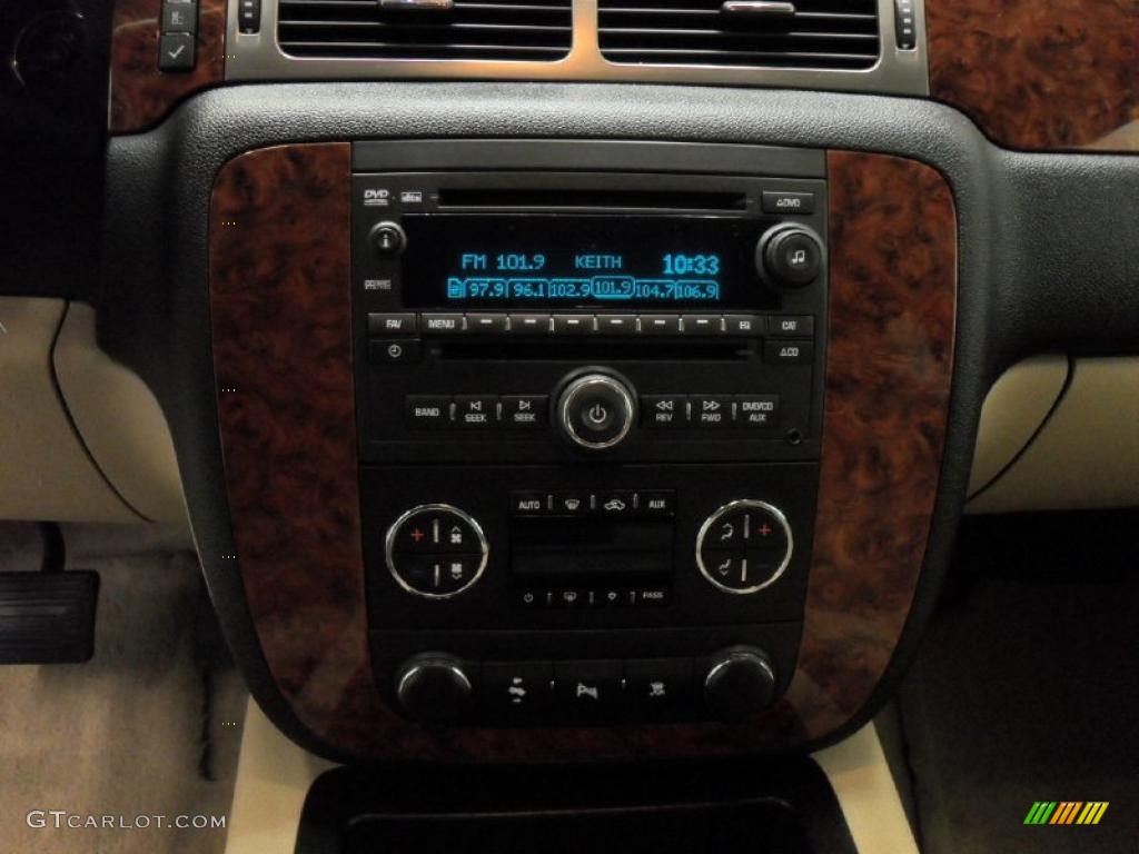 2007 Chevrolet Suburban 1500 LT Controls Photo #39177271