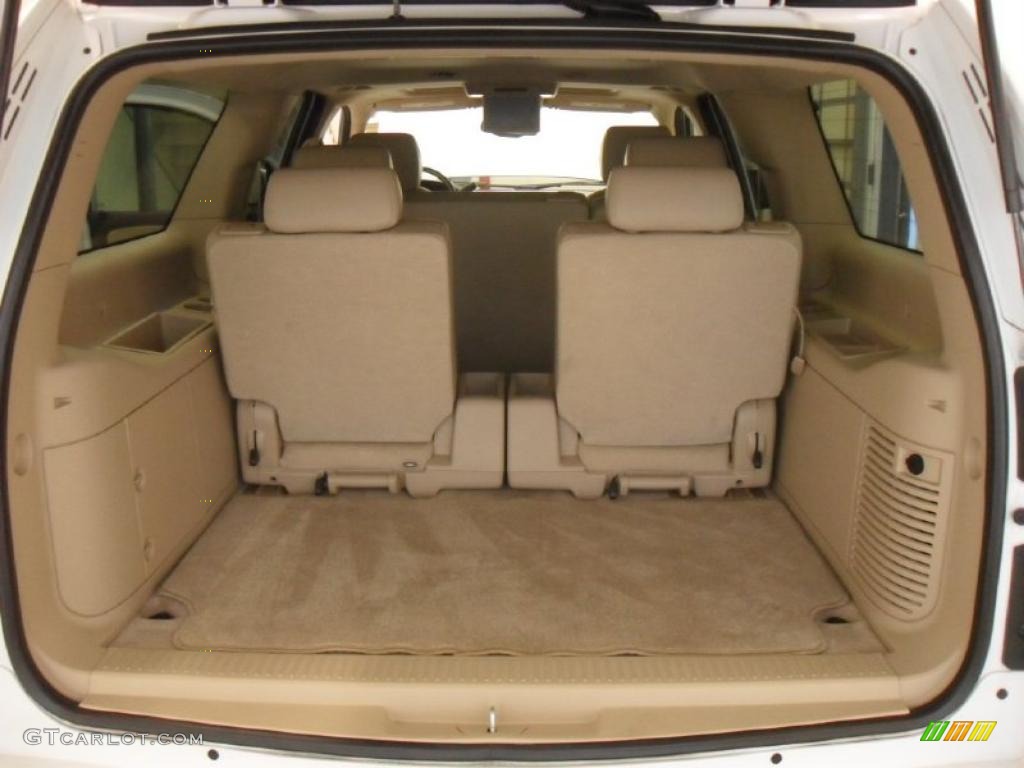 2007 Chevrolet Suburban 1500 LT Trunk Photo #39177399
