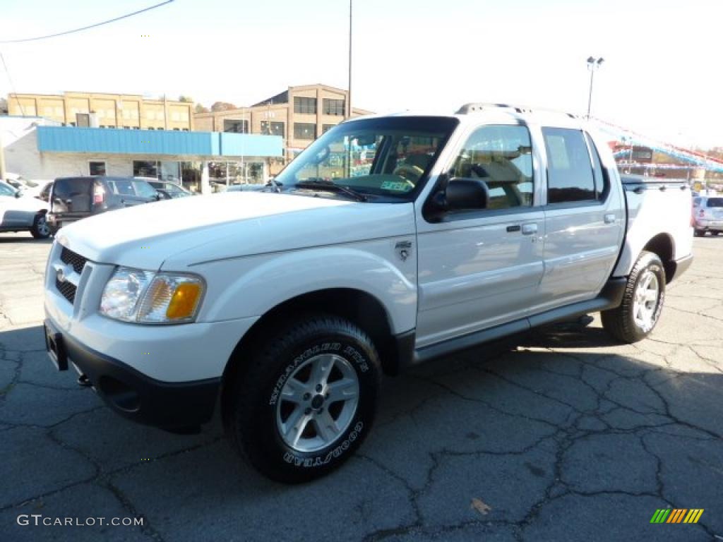 2005 Explorer Sport Trac XLT 4x4 - Oxford White / Medium Pebble photo #5