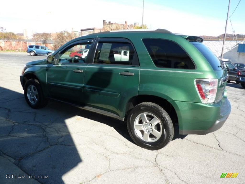 2005 Equinox LS AWD - Meander Green Metallic / Light Cashmere photo #7