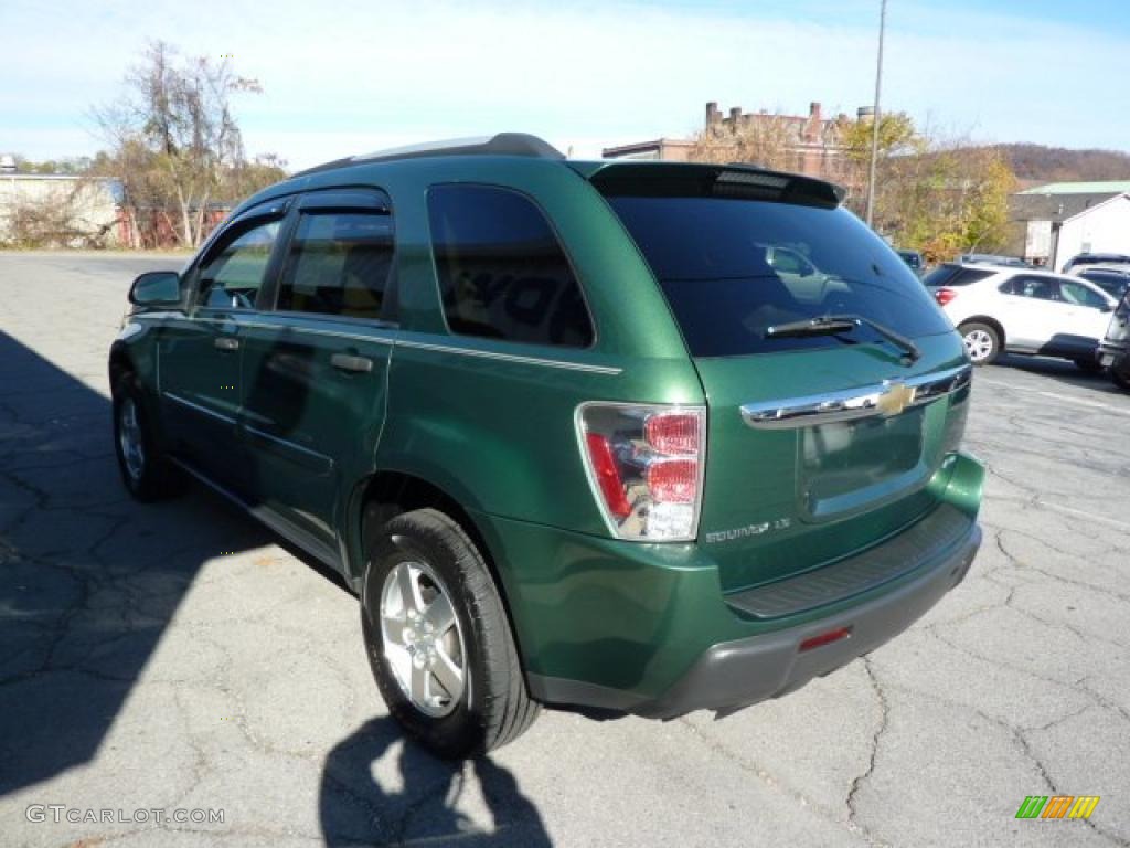 2005 Equinox LS AWD - Meander Green Metallic / Light Cashmere photo #8