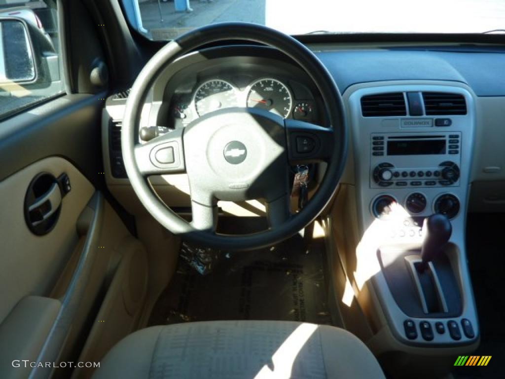 2005 Equinox LS AWD - Meander Green Metallic / Light Cashmere photo #15