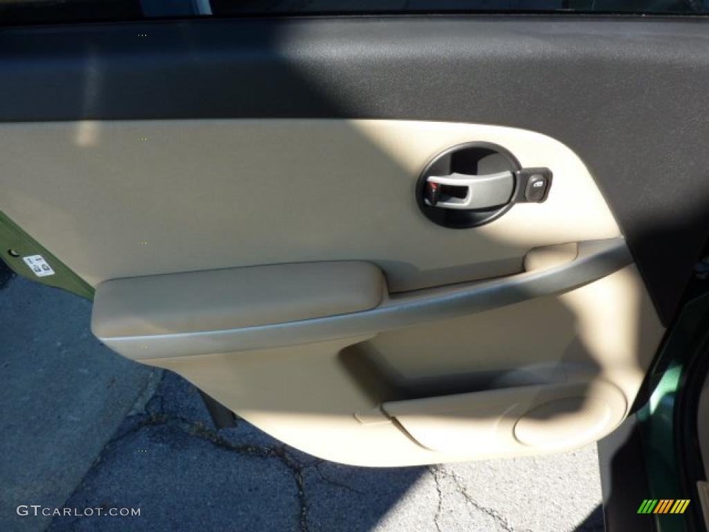 2005 Equinox LS AWD - Meander Green Metallic / Light Cashmere photo #17