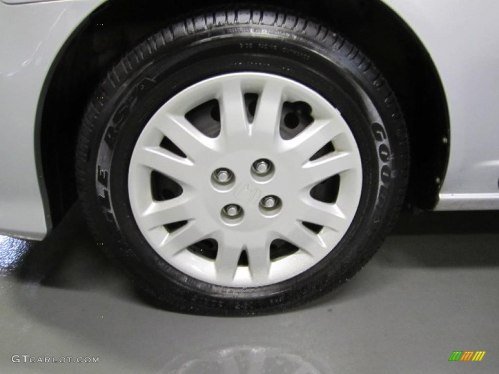 2005 Honda Civic LX Coupe Wheel Photo #39178579