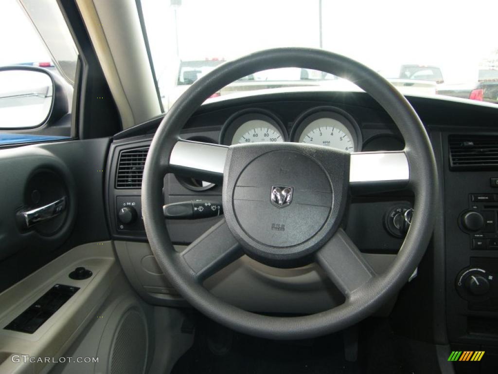 2005 Dodge Magnum SE Dark Slate Gray/Light Graystone Steering Wheel Photo #39180431
