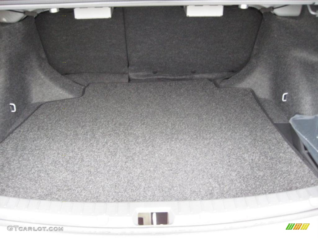 2010 Toyota Corolla S Trunk Photo #39180615