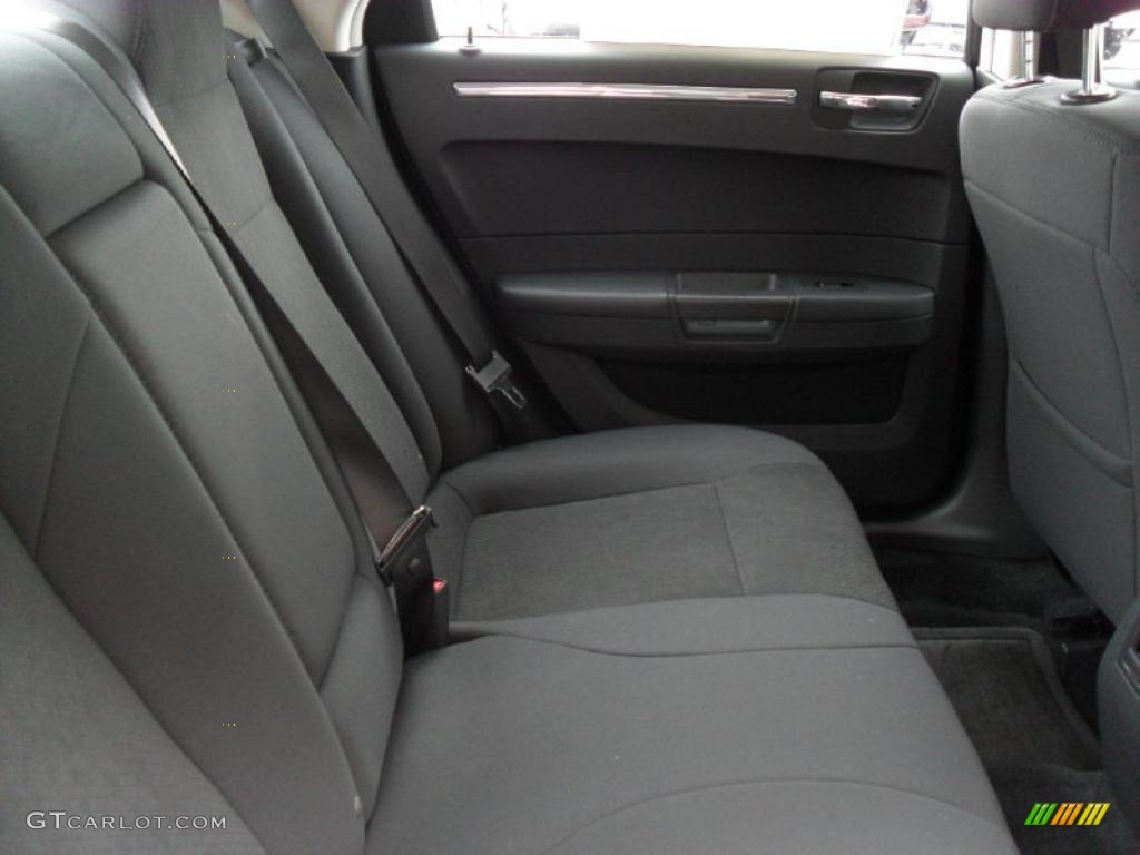 Dark Slate Gray Interior 2010 Chrysler 300 Touring Photo #39180987