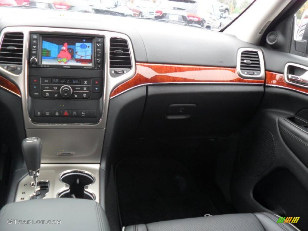 2011 Jeep Grand Cherokee Overland 4x4 Black Dashboard Photo #39181883
