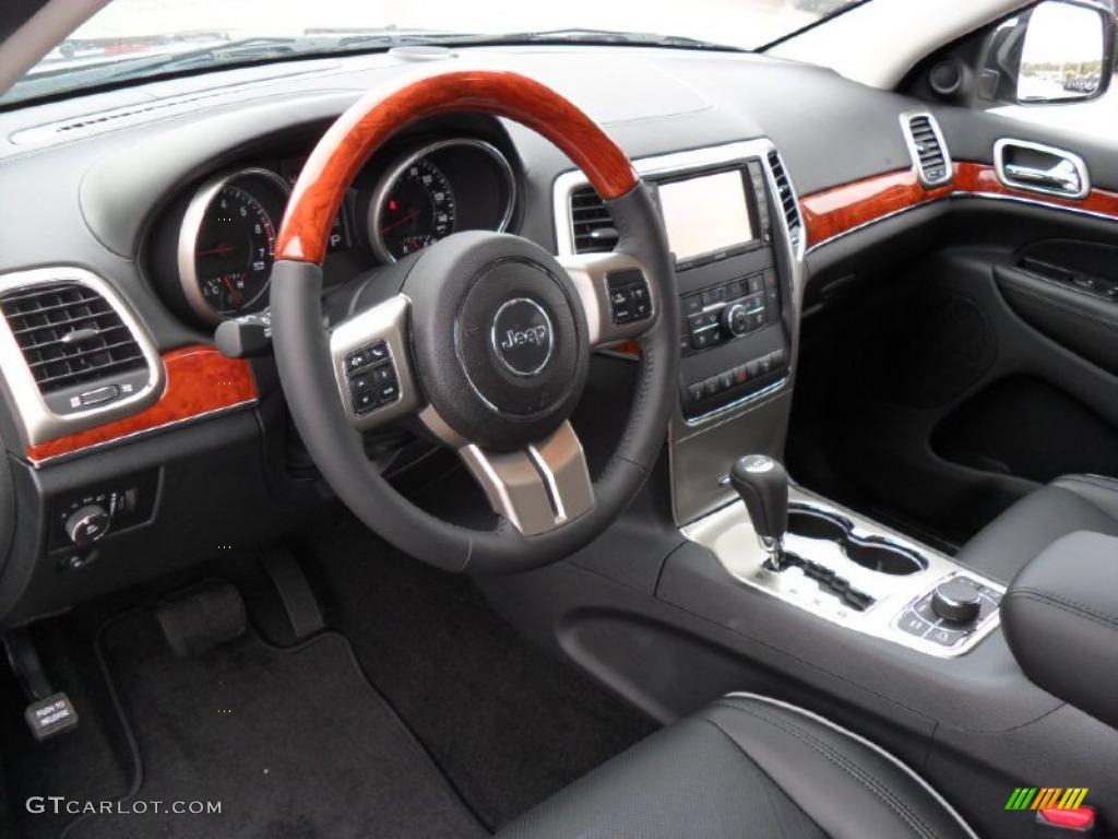 Black Interior 2011 Jeep Grand Cherokee Overland 4x4 Photo #39182035