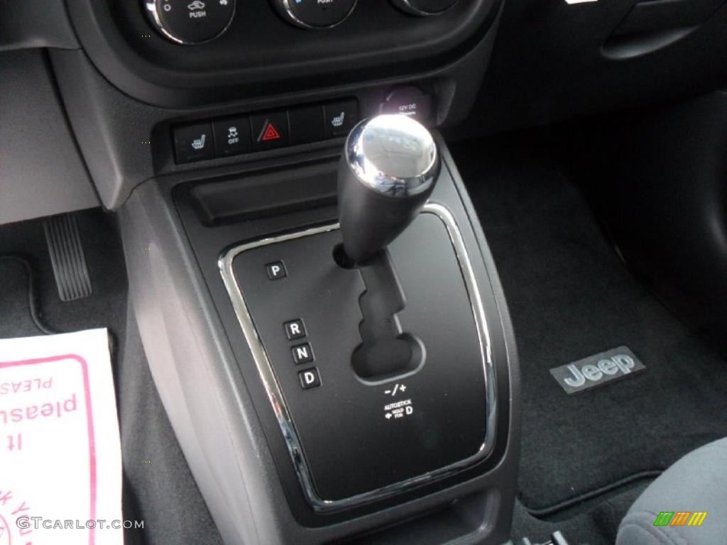 2011 Jeep Patriot Latitude CVT2 AutoStick Automatic Transmission Photo #39182607