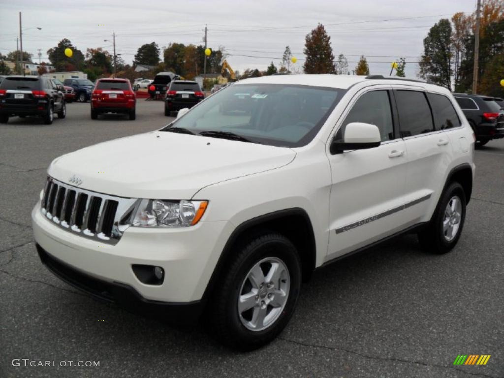 2011 Grand Cherokee Laredo 4x4 - Stone White / Dark Graystone/Medium Graystone photo #1