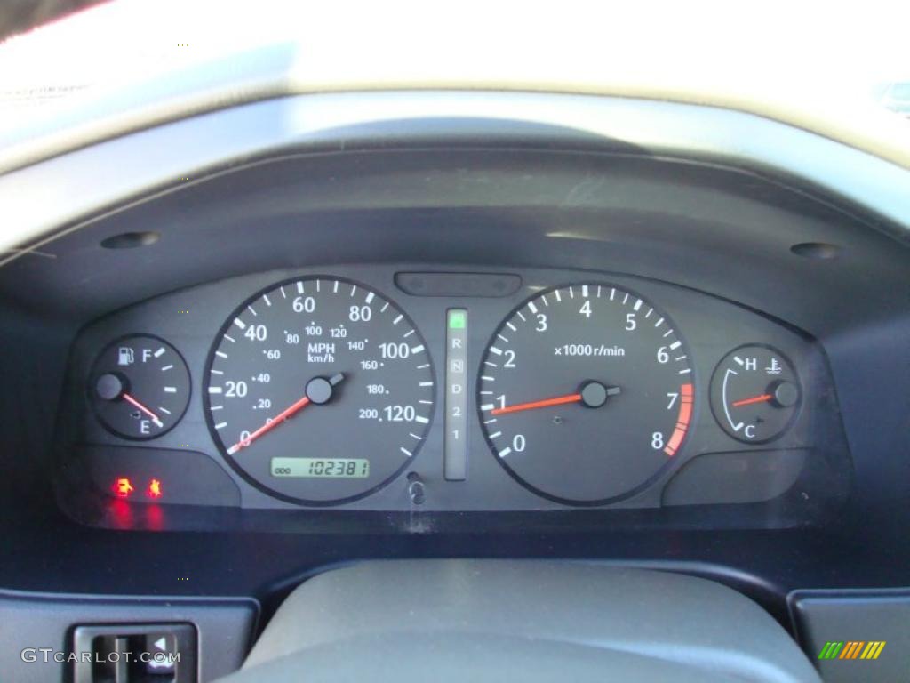 2002 Infiniti G 20 Sedan Gauges Photos