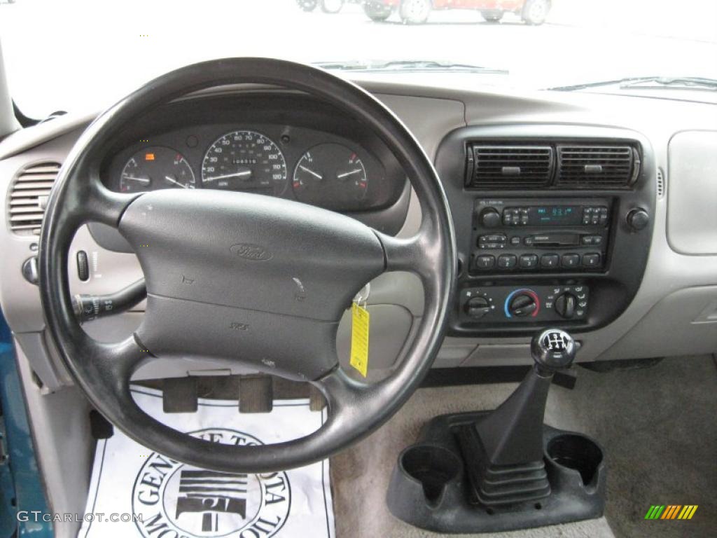 1997 Ford Ranger XL Extended Cab Medium Graphite Dashboard Photo #39183739