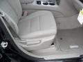 2011 Brilliant Black Crystal Pearl Jeep Grand Cherokee Laredo  photo #20
