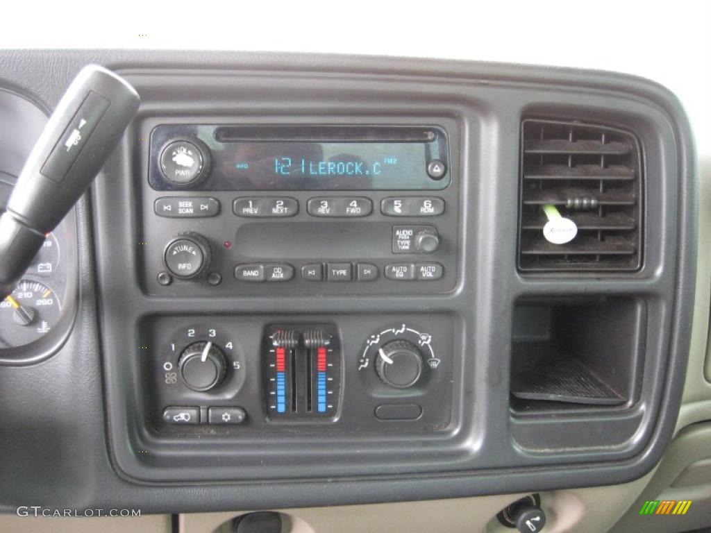 2005 Chevrolet Silverado 1500 Regular Cab 4x4 Controls Photo #39183987