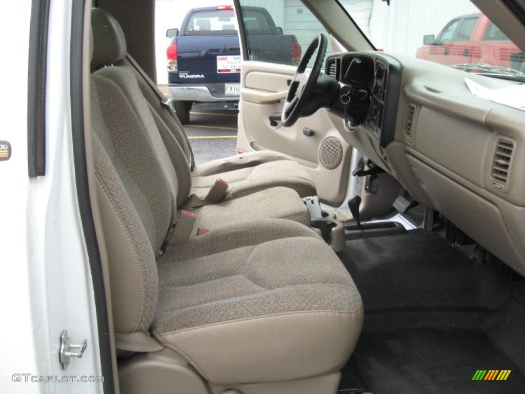 Tan Interior 2005 Chevrolet Silverado 1500 Regular Cab 4x4 Photo #39184063