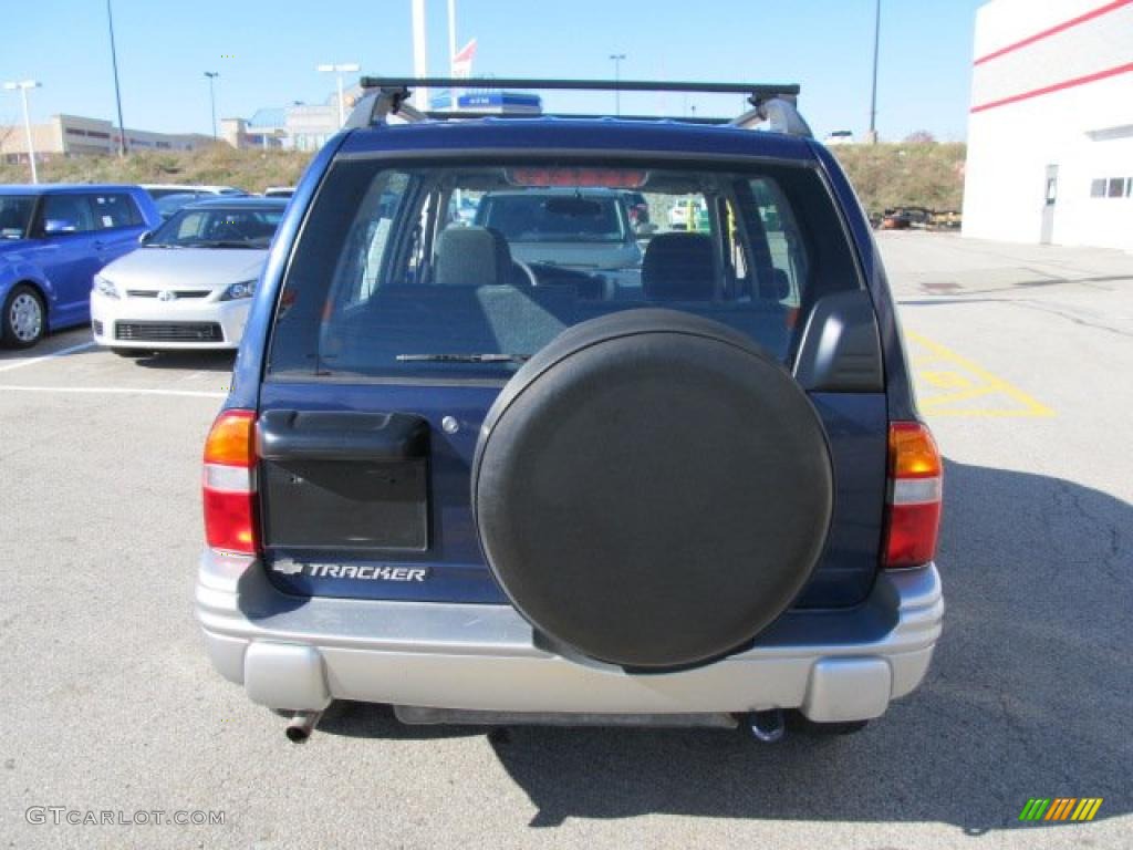 2001 Tracker LT Hardtop 4WD - Dark Blue Metallic / Medium Gray photo #5