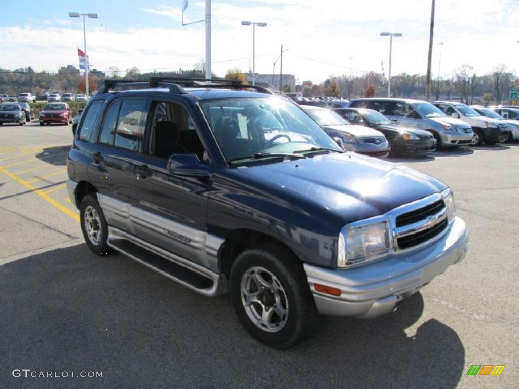 2001 Tracker LT Hardtop 4WD - Dark Blue Metallic / Medium Gray photo #9