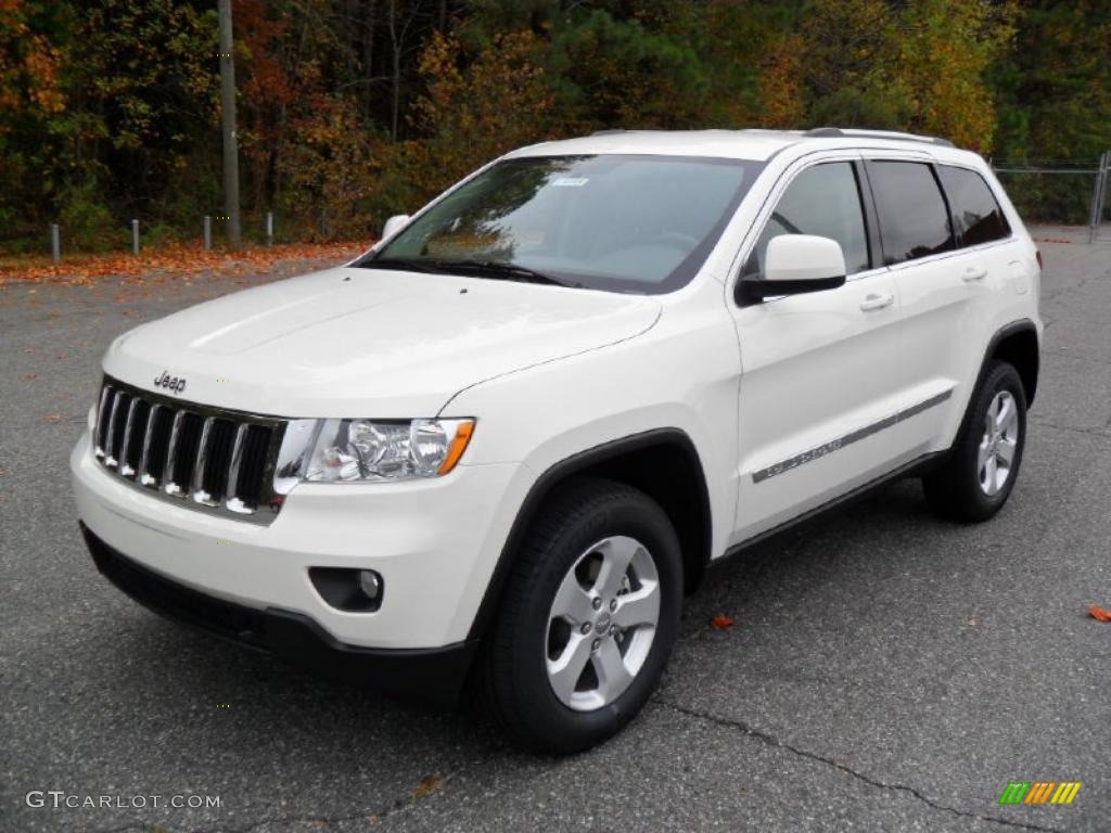 2011 Grand Cherokee Laredo X Package - Inferno Red Crystal Pearl / Dark Graystone/Medium Graystone photo #1