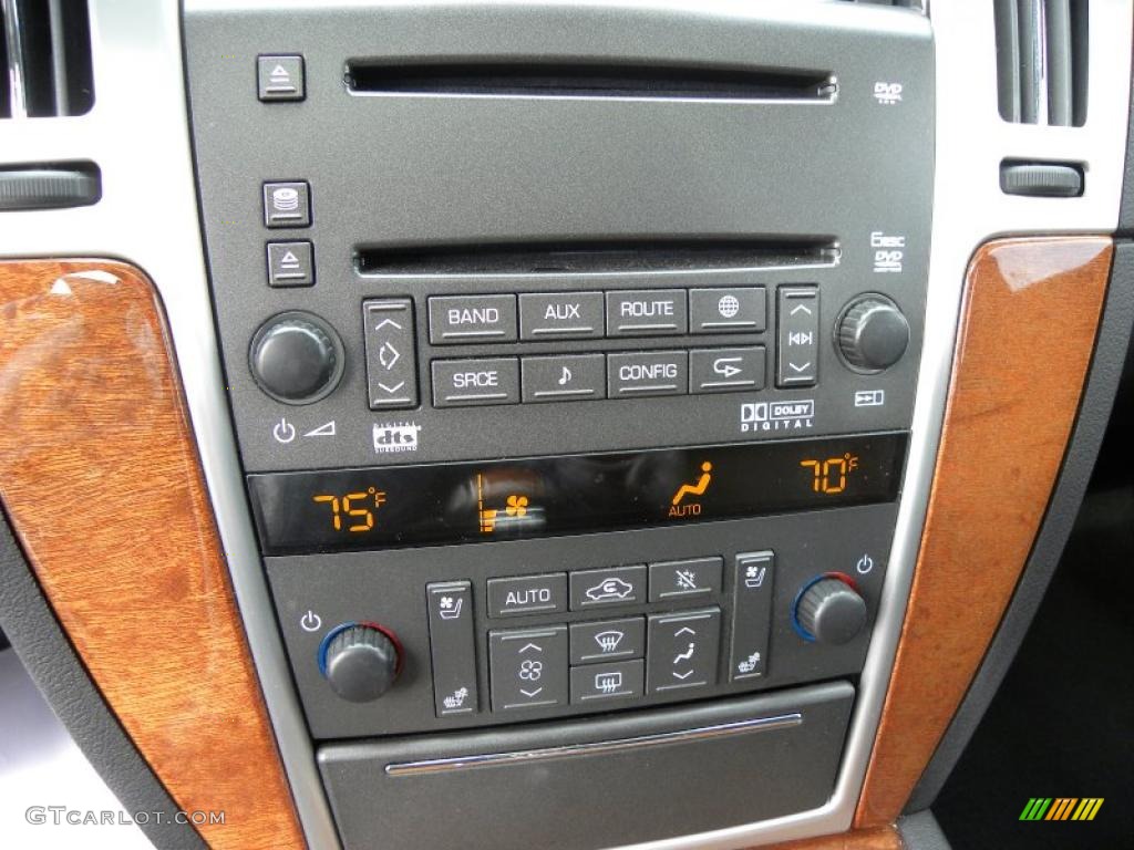 2008 Cadillac STS V8 Controls Photo #39185121