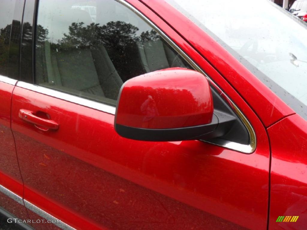 2011 Grand Cherokee Laredo X Package 4x4 - Inferno Red Crystal Pearl / Dark Graystone/Medium Graystone photo #23