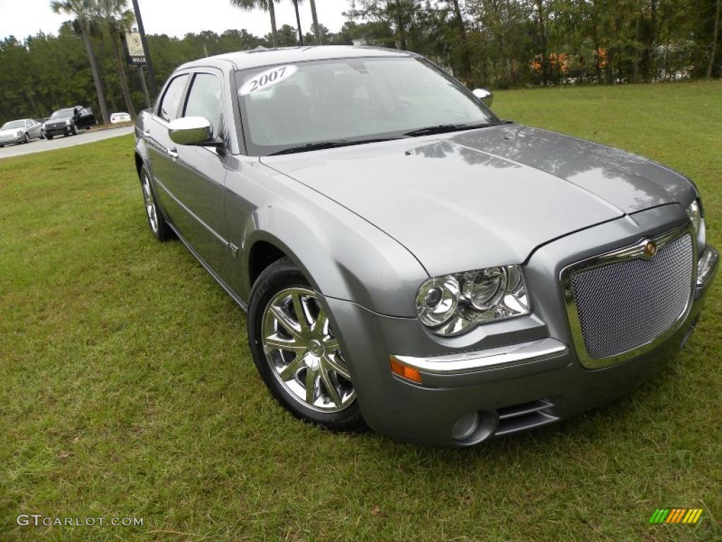 2007 Silver Steel Metallic Chrysler 300 C Hemi 39148184