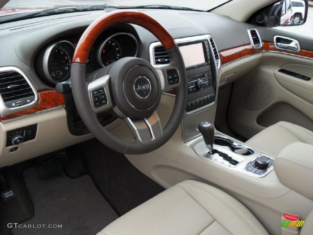 Dark Frost Beige/Light Frost Beige Interior 2011 Jeep Grand Cherokee Overland 4x4 Photo #39186403